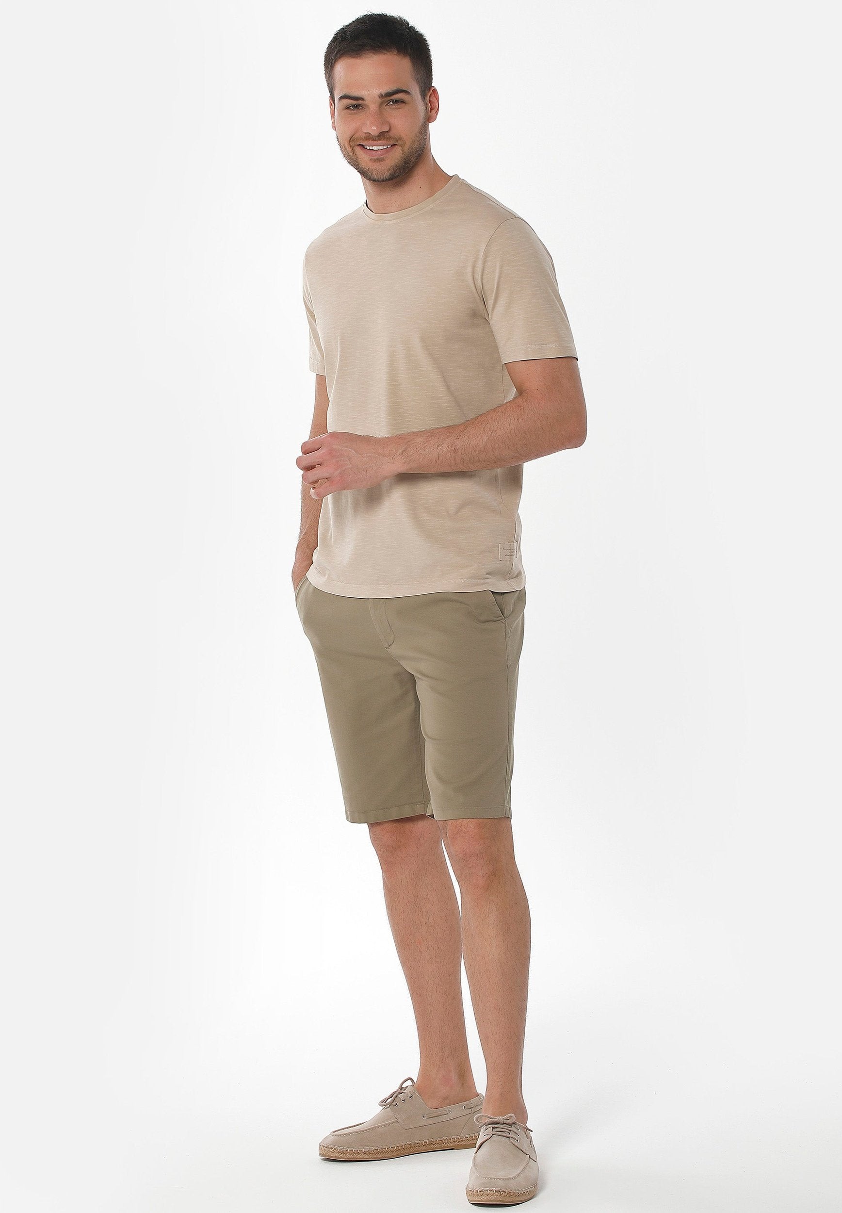 ORGANICATION men vegan Chino Shorts Olive Green
