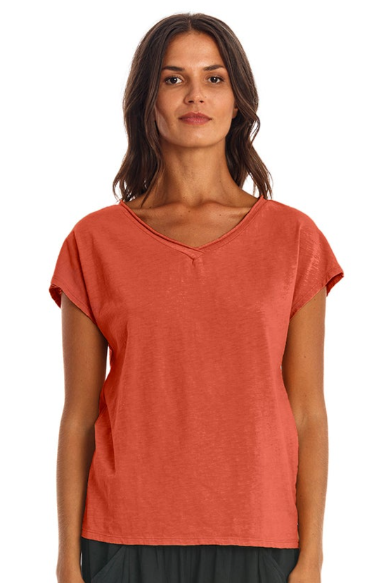 Image of RAVENS VIEW IBIZA dames vegan T-Shirt Arizona Aarde Rood