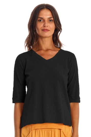 Image of RAVENS VIEW IBIZA dames vegan Top Lisa Zwart