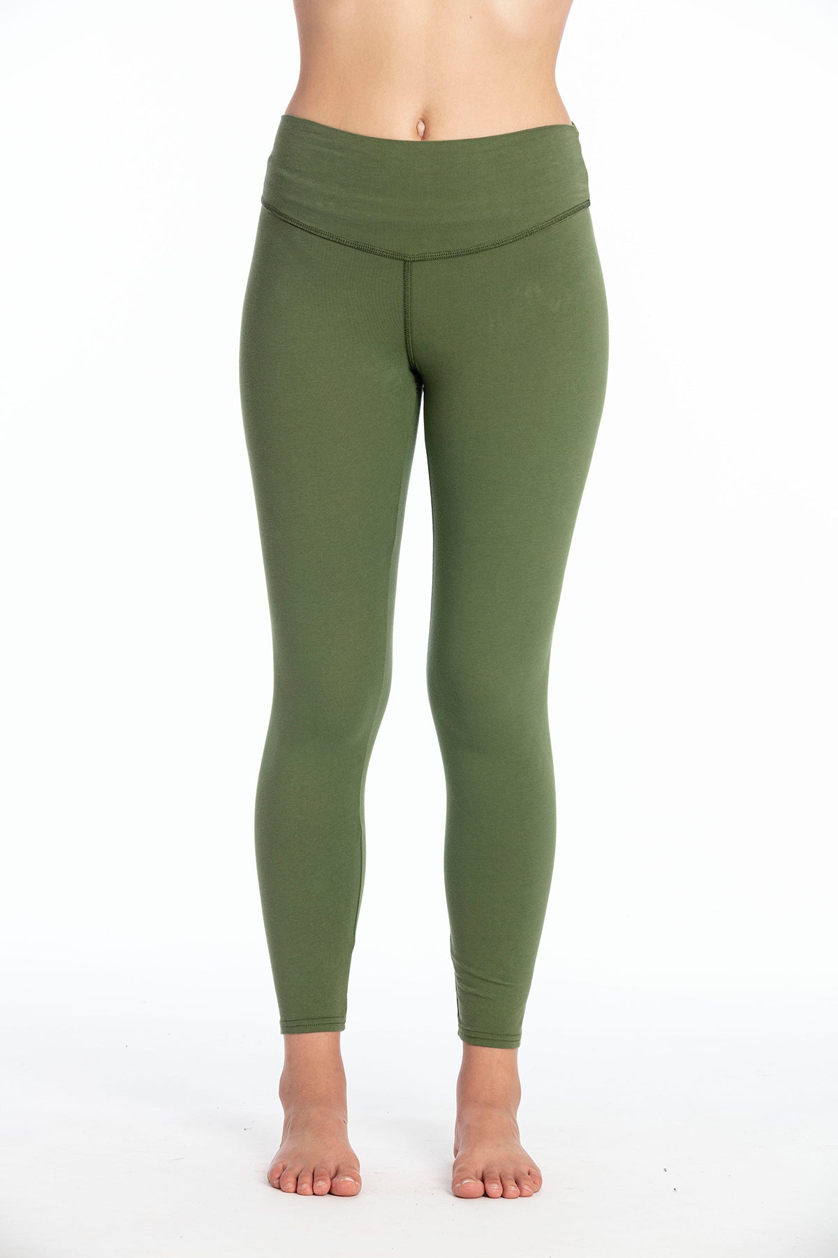 Image of RAVENS VIEW IBIZA dames vegan Legging Deva Bosgroen