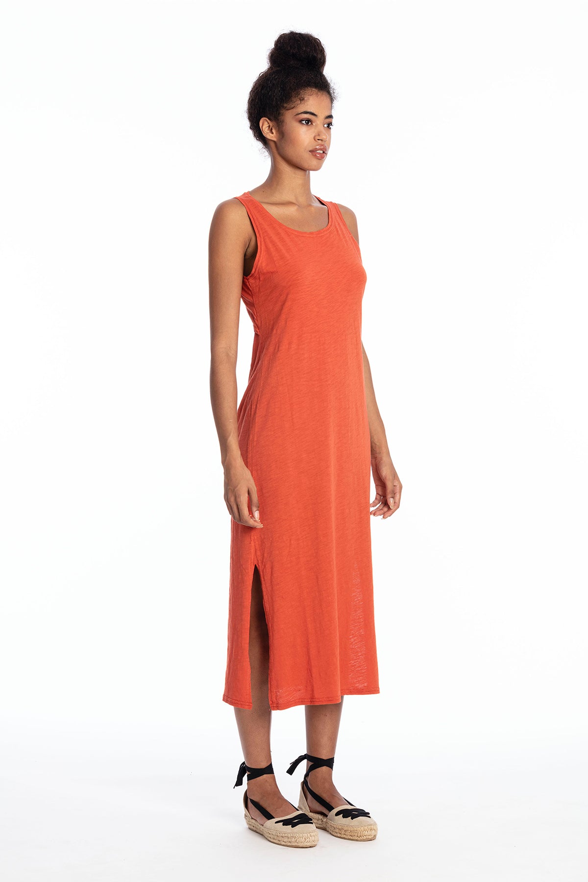 Image of RAVENS VIEW IBIZA dames vegan Jurk Mouwloos Uma Terracotta Oranje