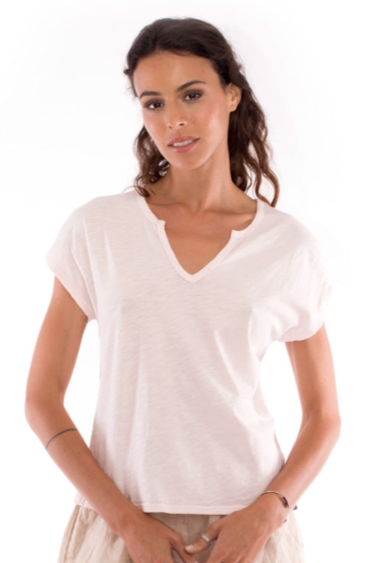 Image of RAVENS VIEW IBIZA dames vegan T-Shirt Hera Wit