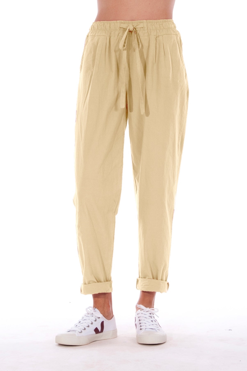 Image of RAVENS VIEW IBIZA dames vegan Broek Santorini Camel Geel