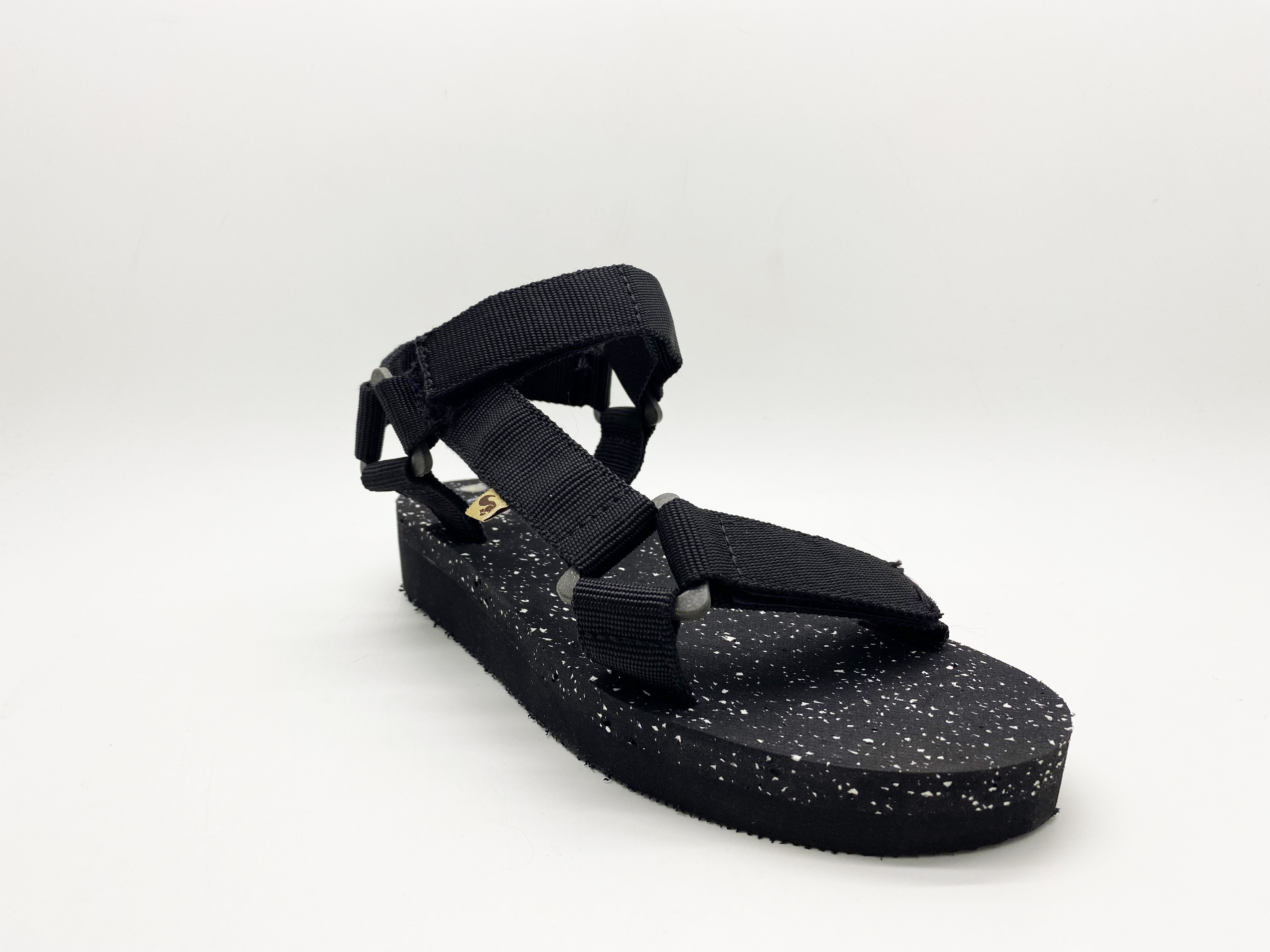 thies womens vegan Eco Trek Sandal Vegan Black (W/X)