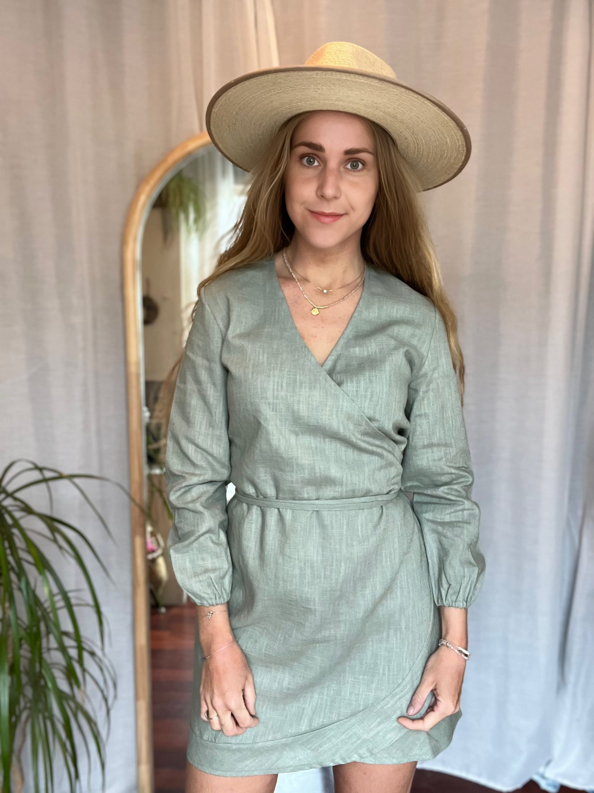 Wolf & Storm Wrap Dress Linen Green