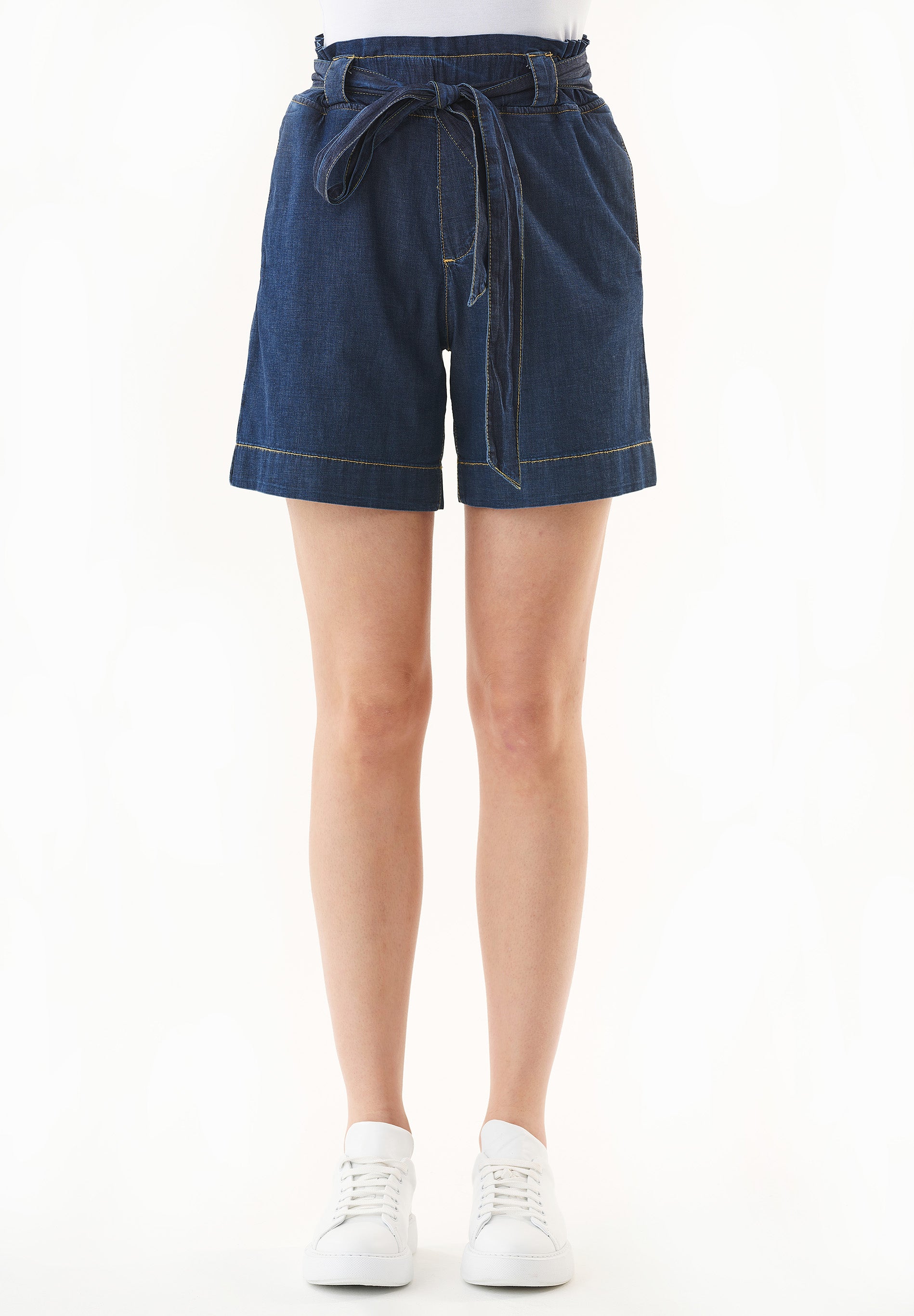 75985 - Damen vegan Paperbag-Shorts Aus Bio-Baumwolle In Denim-Optik 75985 - Damen vegan Paperbag-Shorts Aus Bio-Baumwolle In Denim-Optik