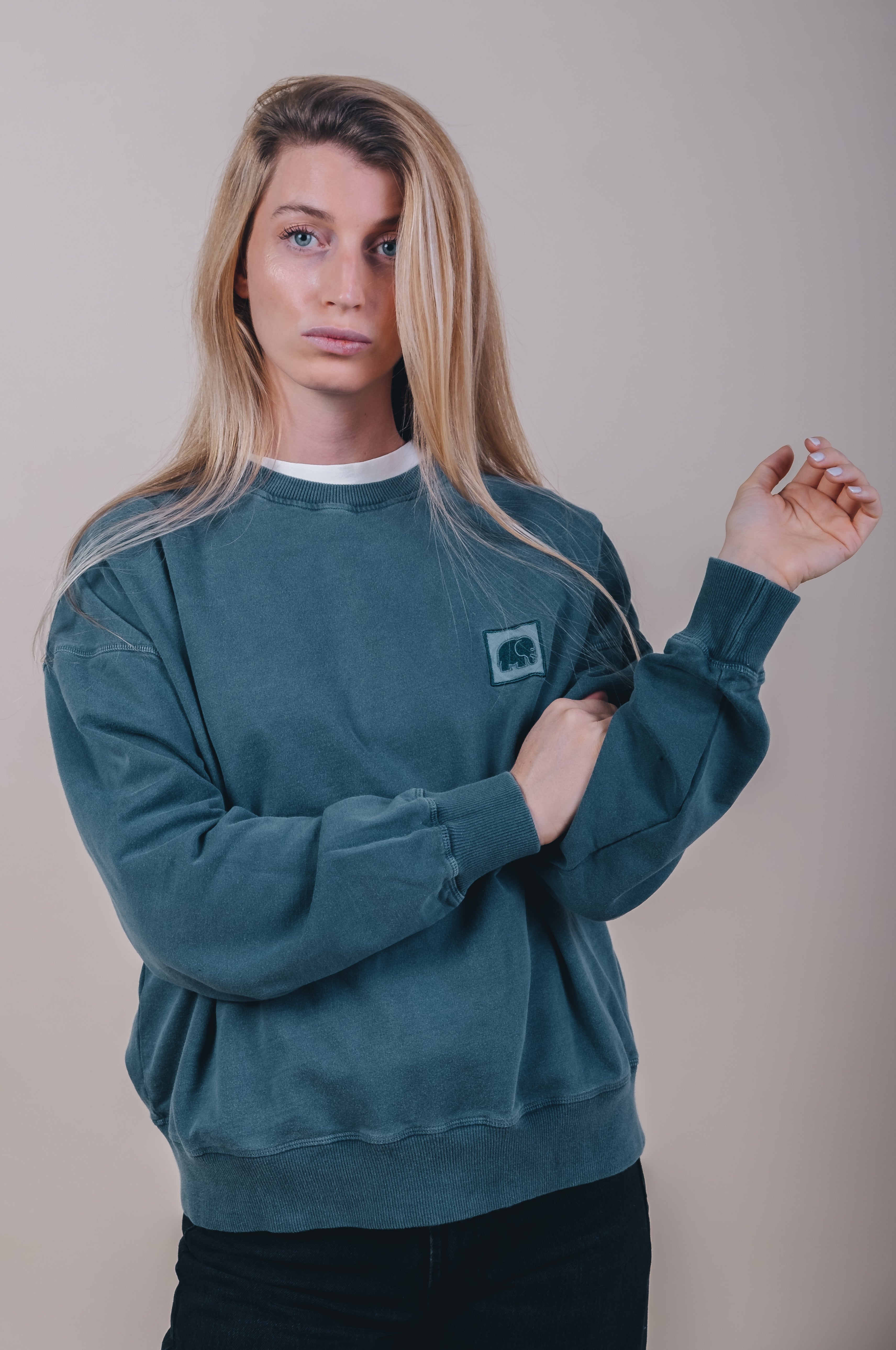 Image of Trendsplant dames vegan Oversized Sweater Espliego - Elm Groen