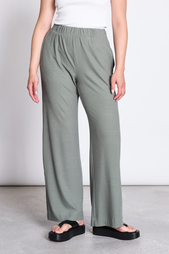 Image of JAN 'N JUNE dames vegan Broek Smilla Sea Spray