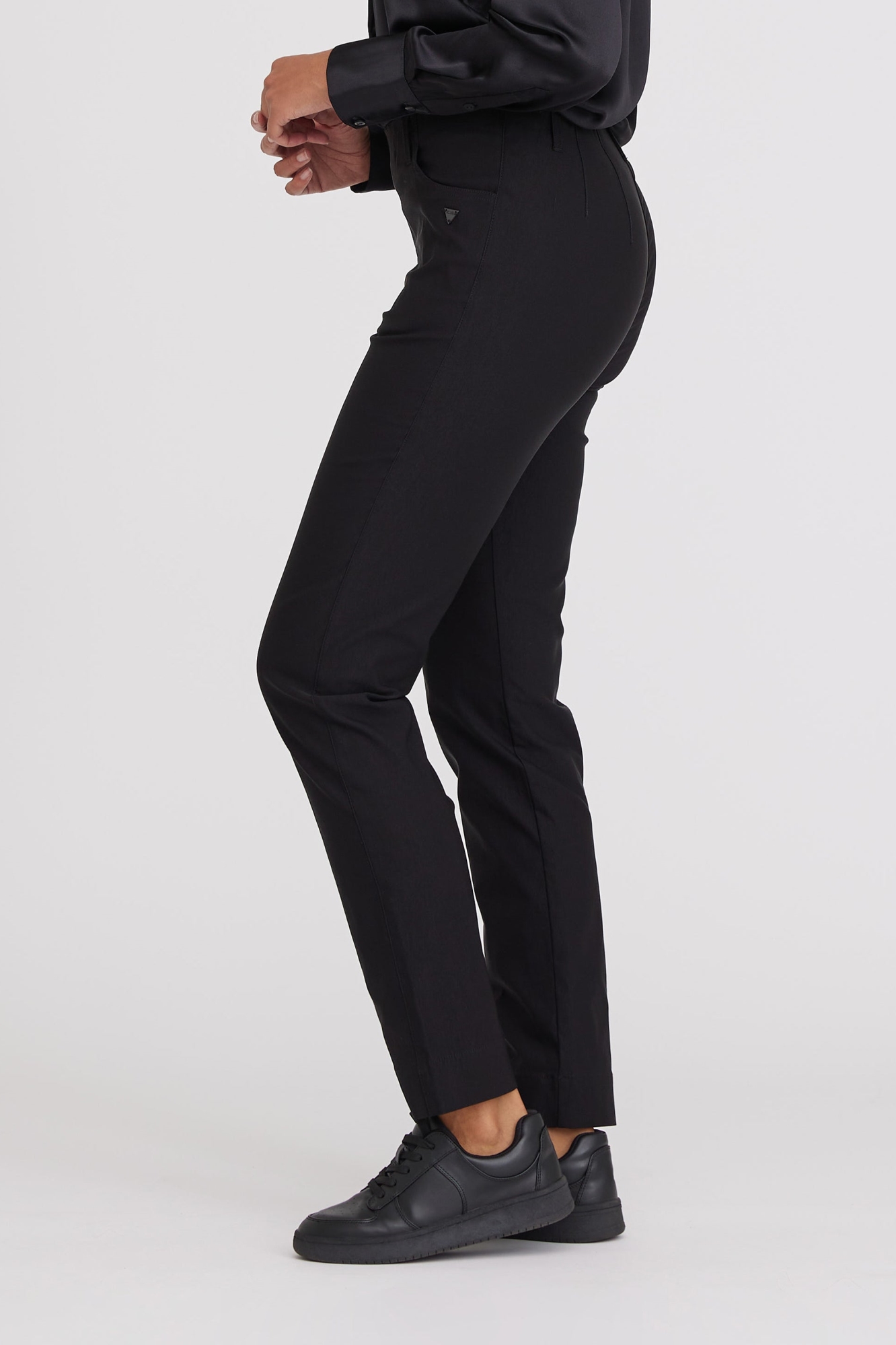 Image of LAURIE dames vegan Broek Kelly Regular Ml Zwart Geborsteld
