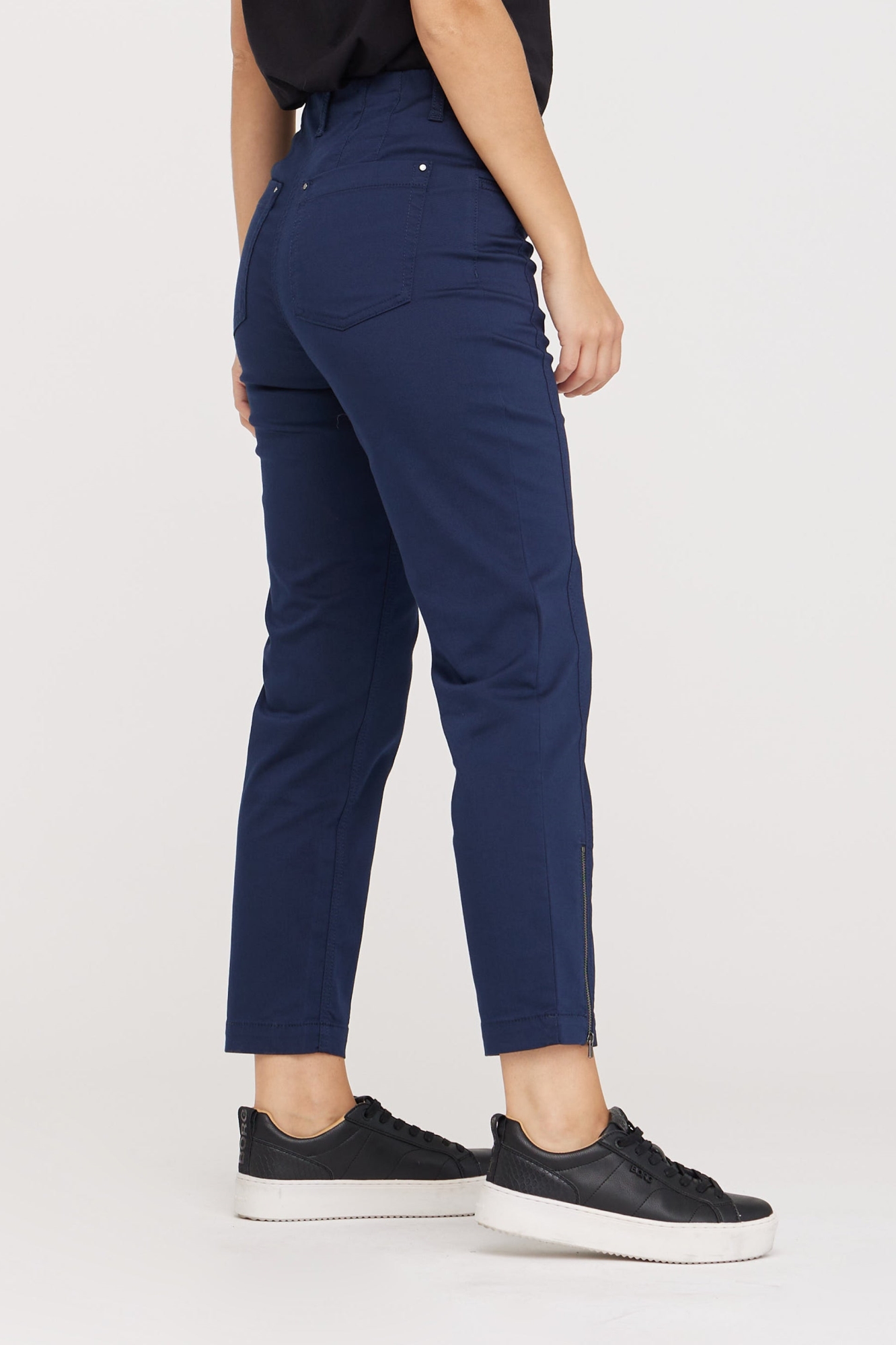Image of LAURIE dames vegan Broek Piper Regular Crop Marineblauw