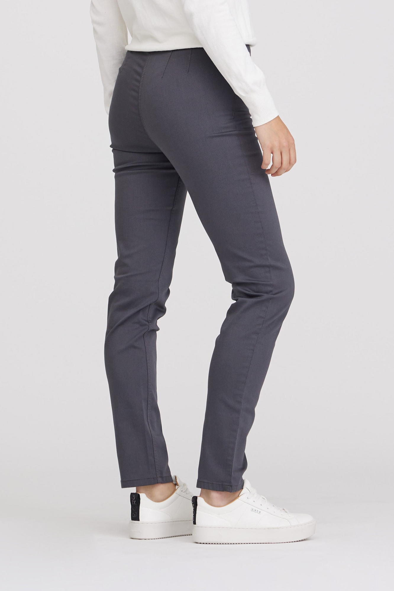 Image of LAURIE dames vegan Broek Kelly Regular Ml Antracietgrijs