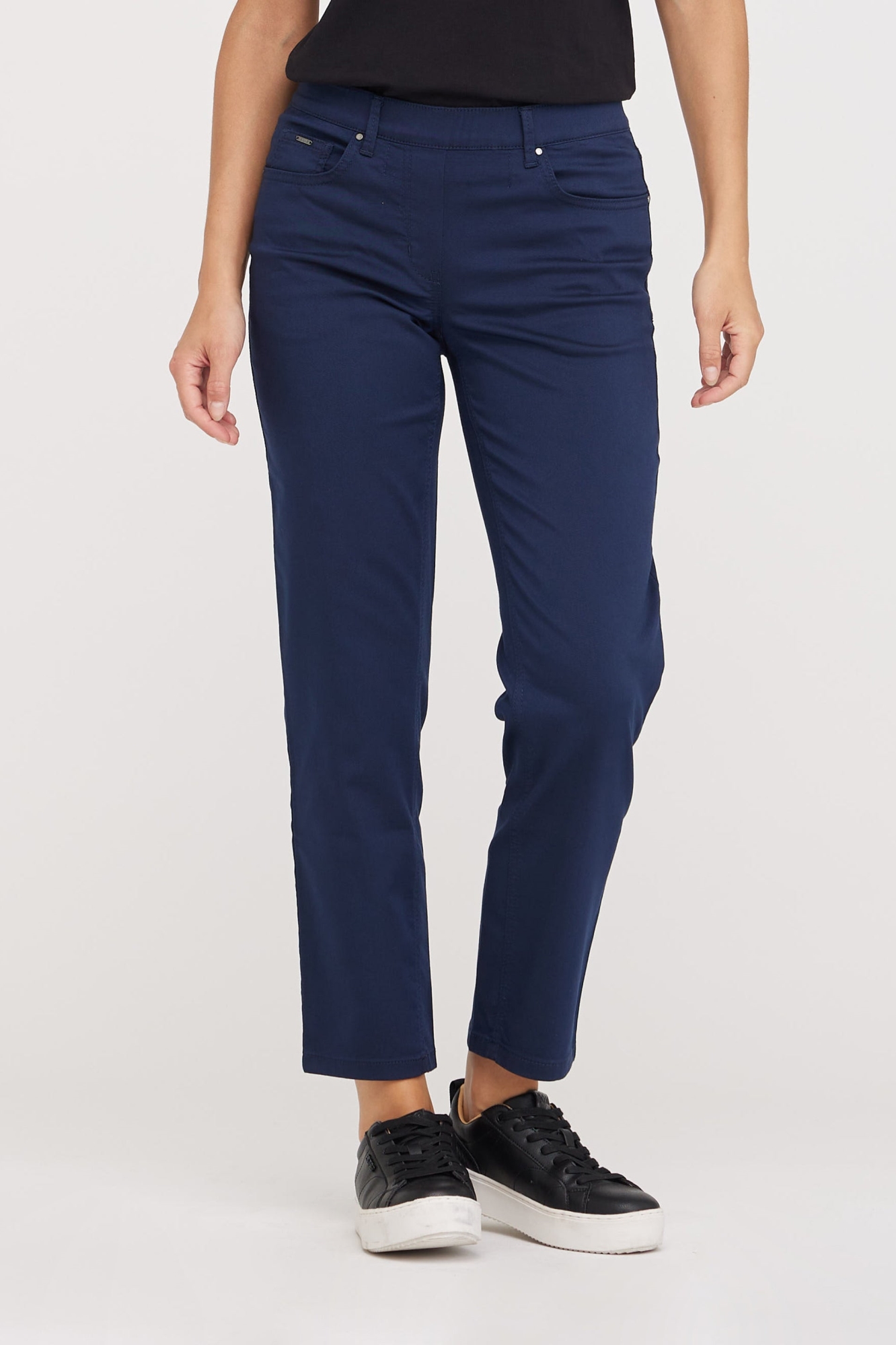 Image of LAURIE dames vegan Broek Hannah Normaal Extra Korte Lengte Marine