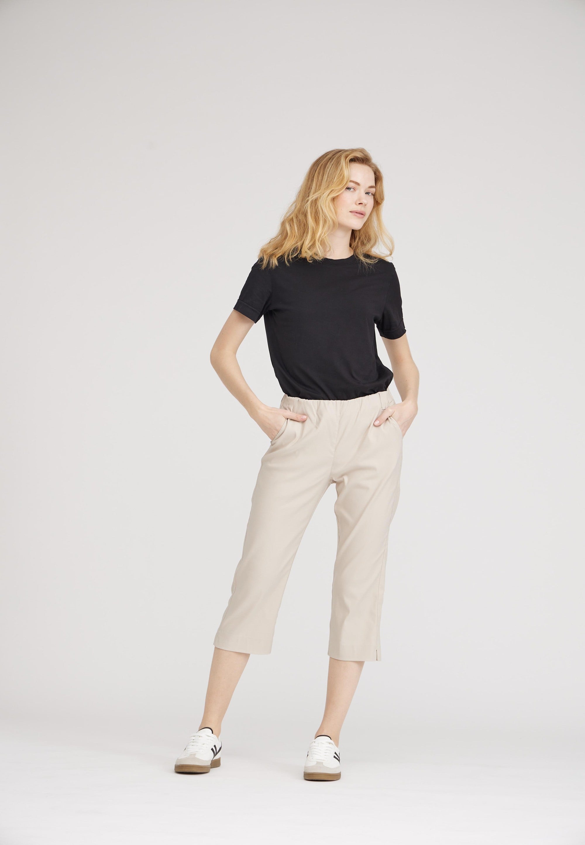 80576 - Damen vegan Hose Taylor Regular Capri Mittellang Grau Sand 80576 - Damen vegan Hose Taylor Regular Capri Mittellang Grau Sand