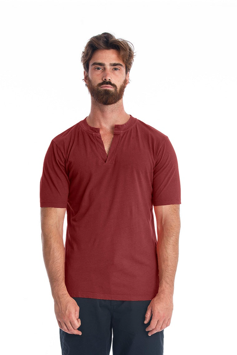 RAVENS VIEW IBIZA Herren vegan Leinen Tee Cruise Dunkel Granat