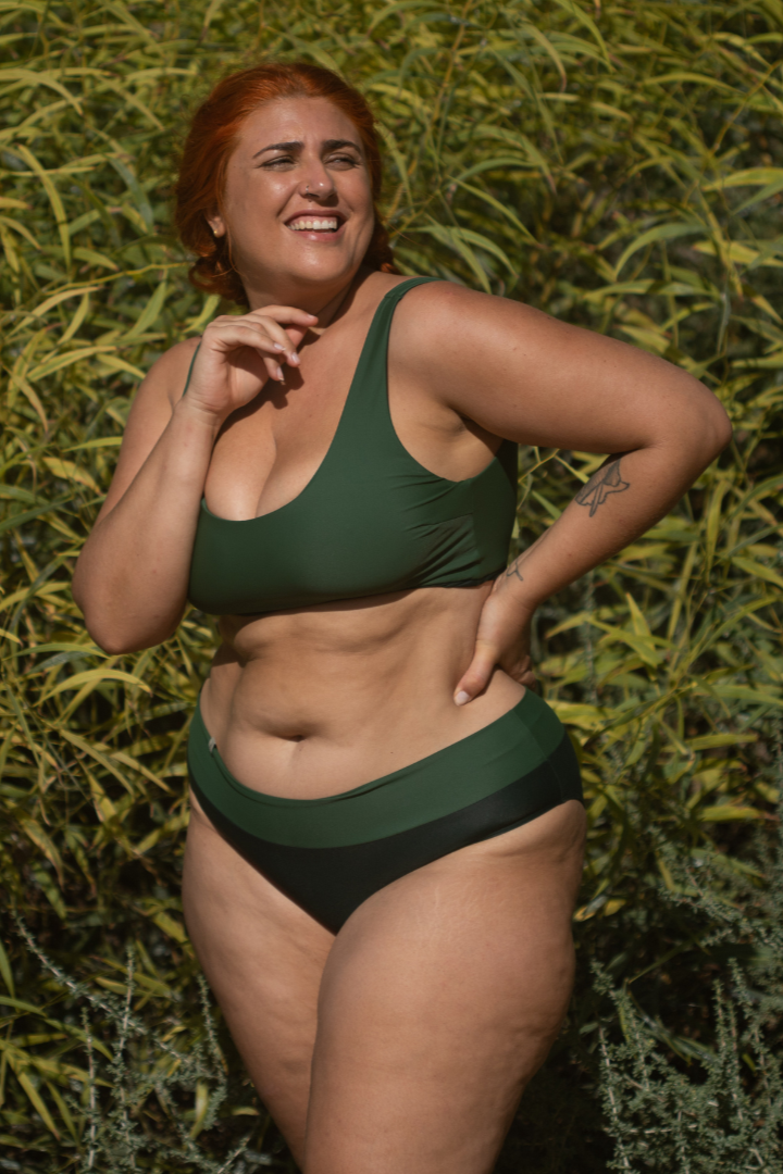 Image of Inaska dames vegan Bikinibroekje Met Zachte Taille Flow Nature Donkergroen & Mosgroen