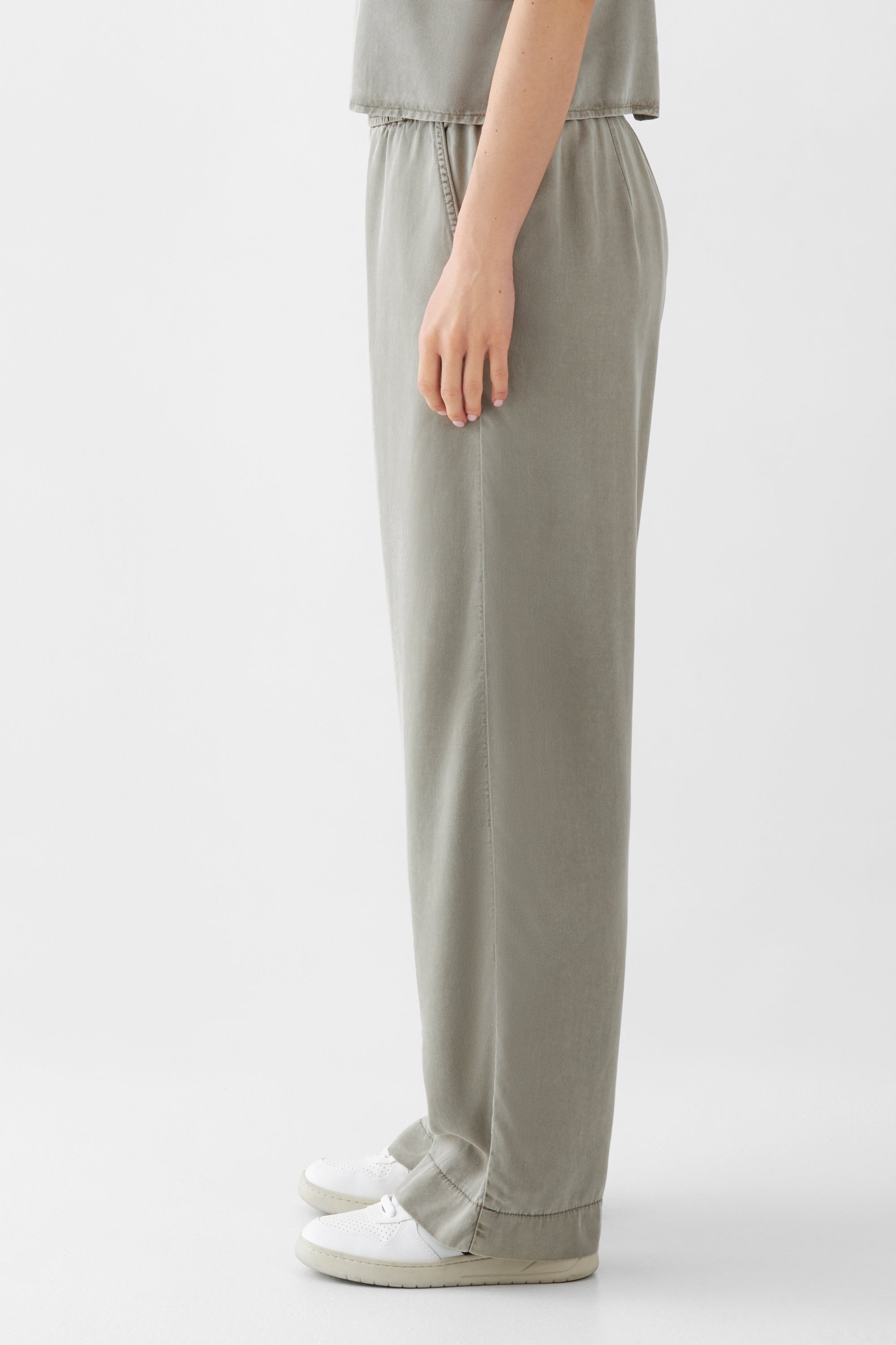 Dawn womens vegan Pants Ray Rock Olive
