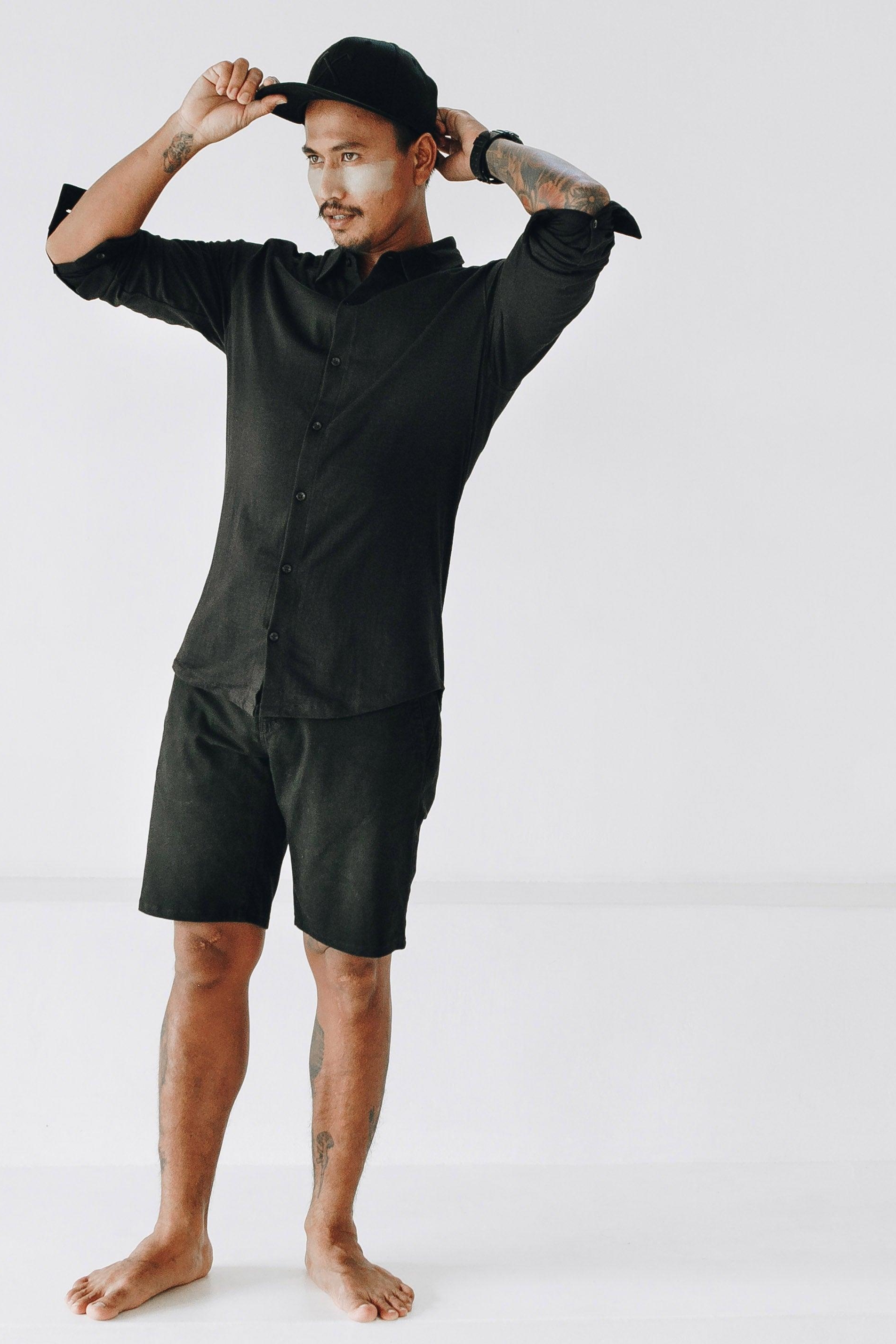 The Driftwood Tales Herren vegan Shorts Chino Schwarz