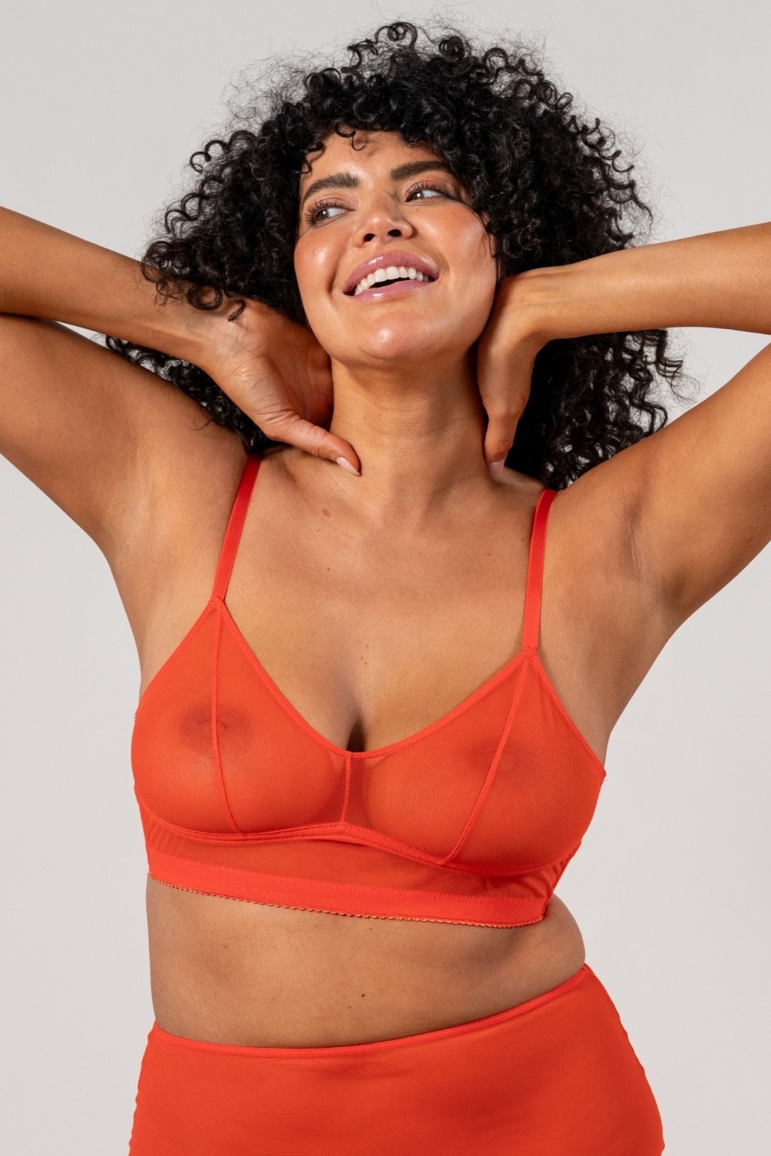 Image of Understatement dames vegan Bralette Balconette Mesh Vurig Rood
