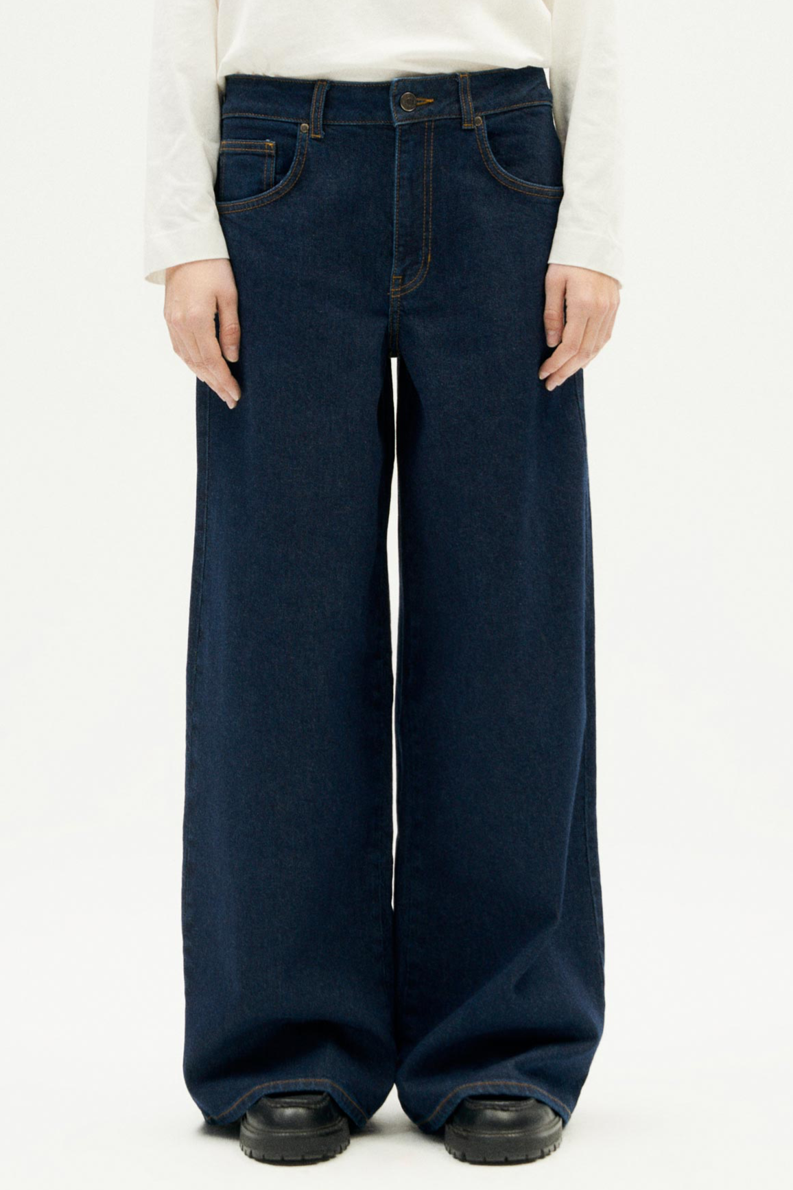 Thinking mu Damen vegan Jeans Hedda Dunkelblau