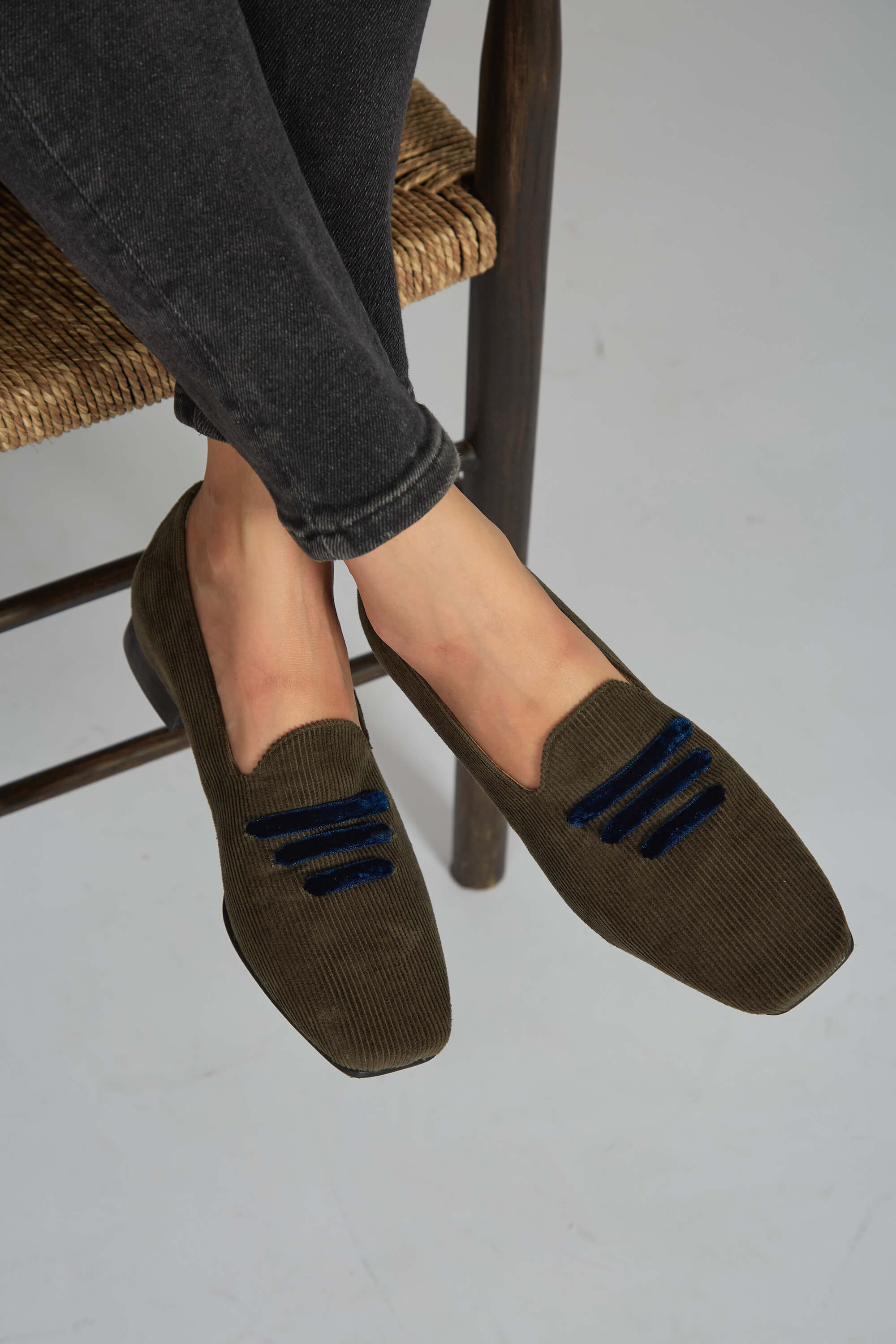 Momoc Damen vegan Loafer Kord GrÃ¼n