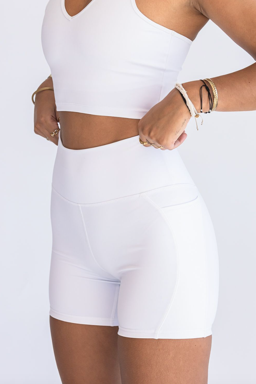 SEAAV womens vegan Shorts Biker 5'' With Pockets White