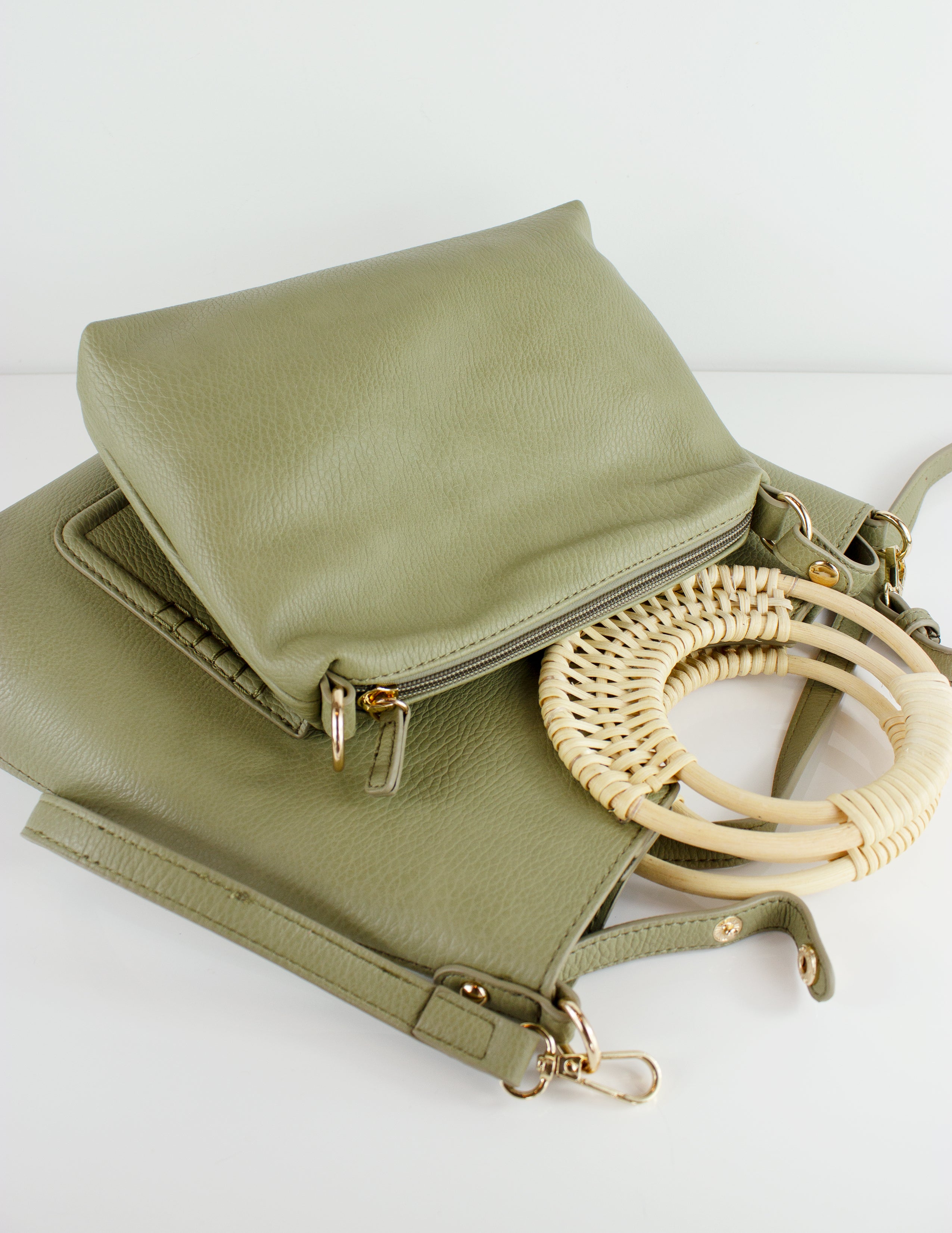 Blue District Tas Jiffy 2 In 1 Vegan Leer Pistache Groen