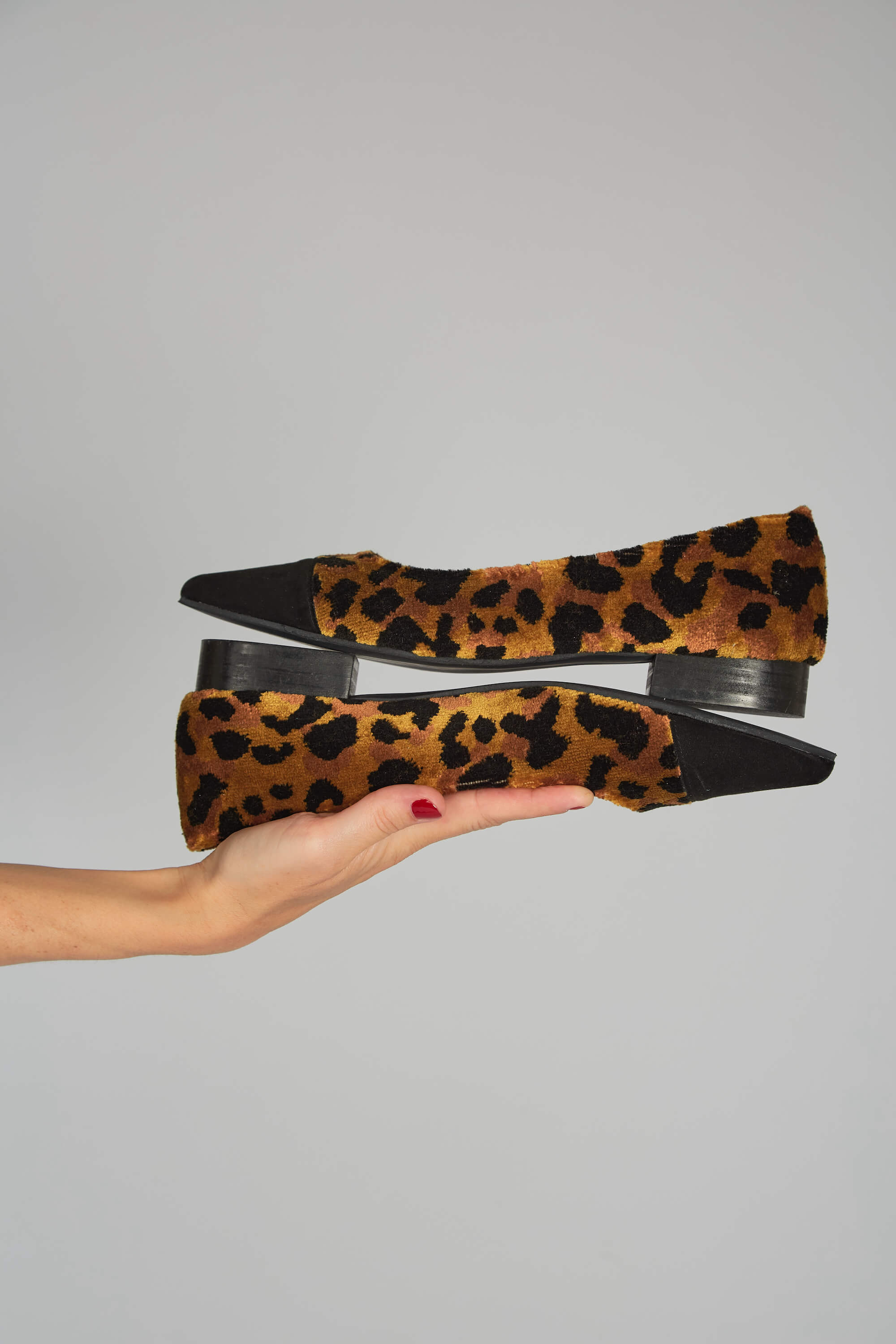 Momoc womens vegan Ballerinas Leopard Ferox Black & Brown