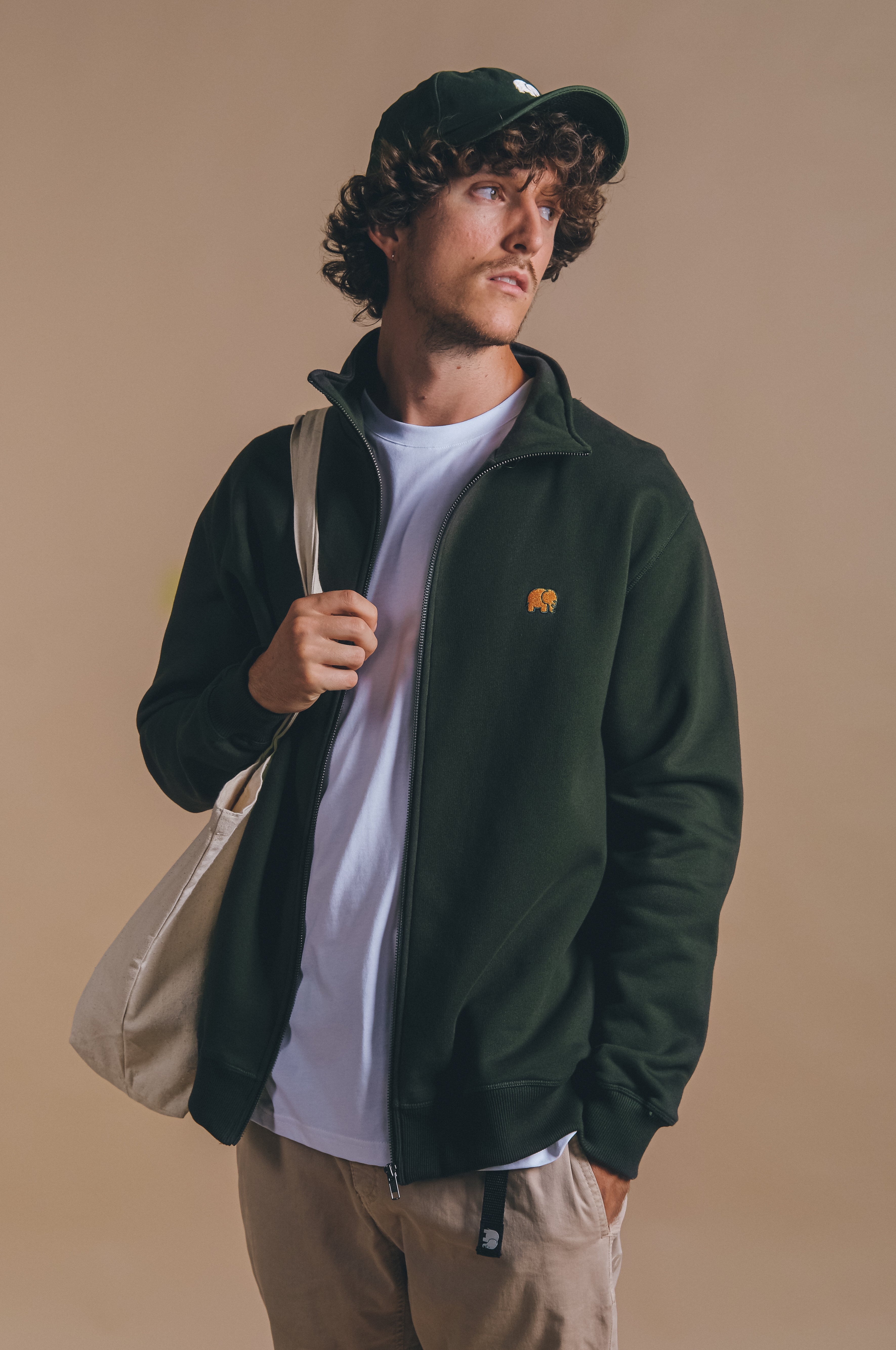 Image of Trendsplant mannen vegan Zip Sweatshirt Essential Scarab Groen