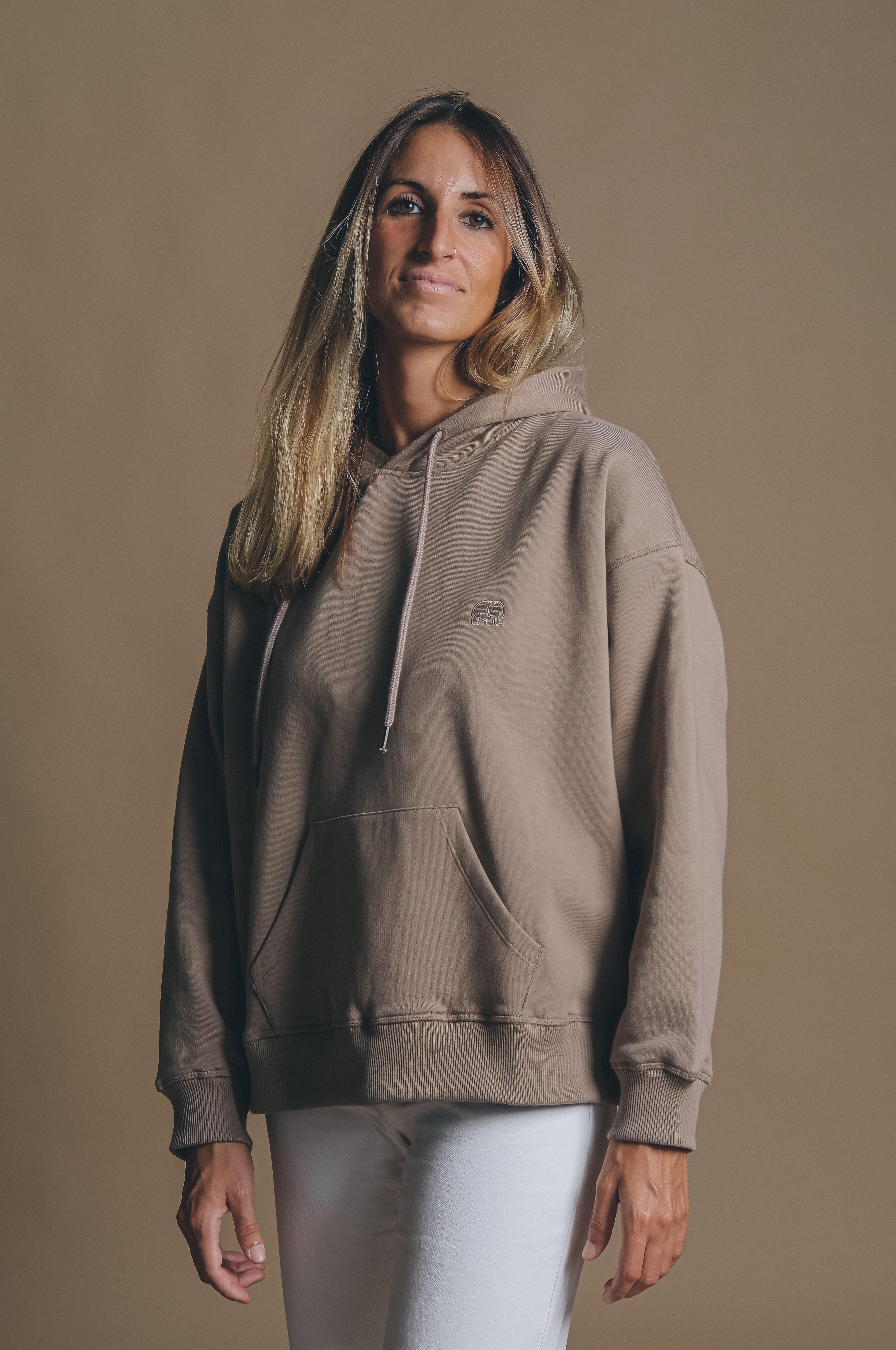 Trendsplant Damen vegan Oversized Hoodie Essential Desert Taupe Beige