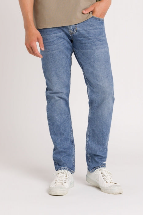 Kings Of Indigo Herren vegan Jeans Charles Sander Mid Used Blau
