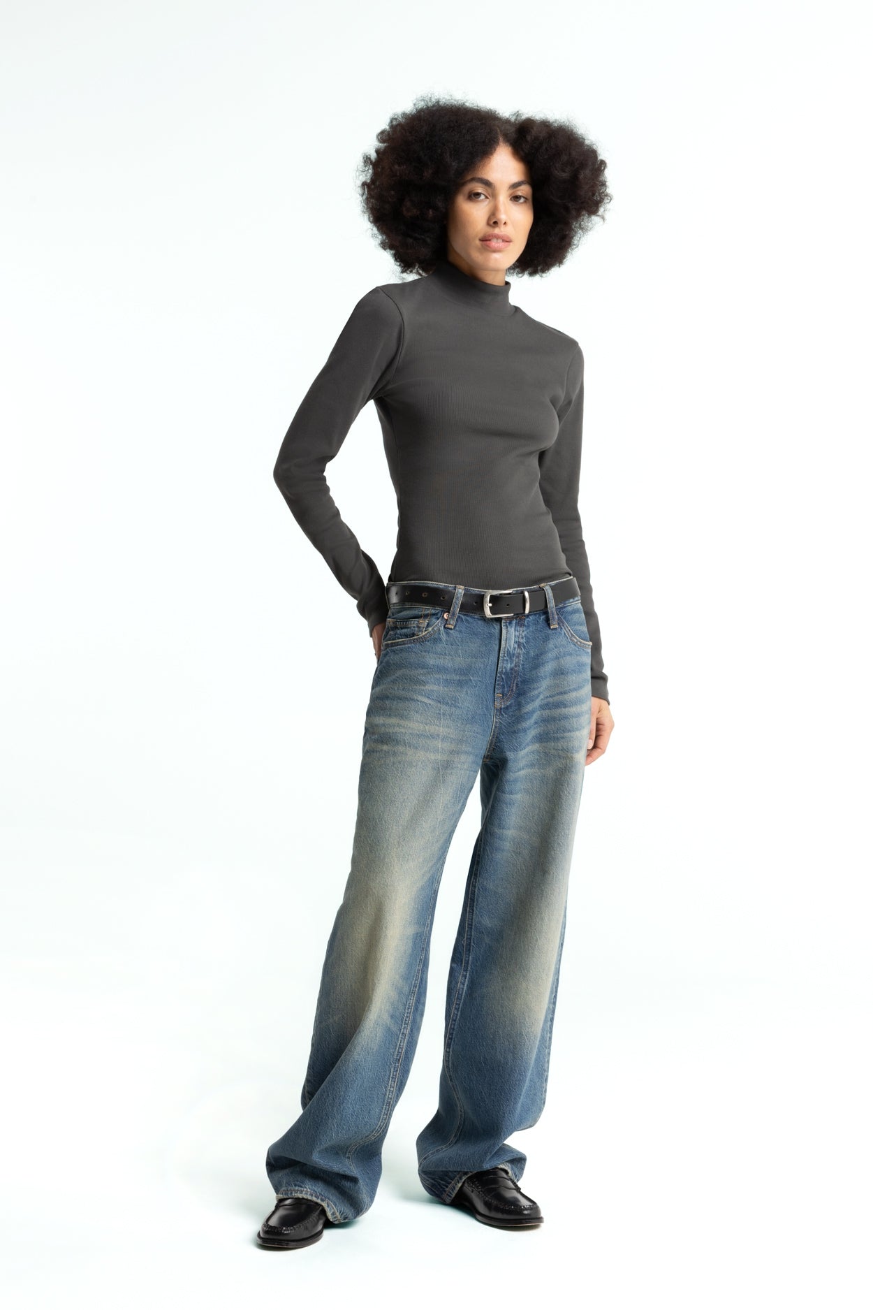 Kings of Indigo womens vegan Jeans Joan Jim Phoenix Blue Dirt