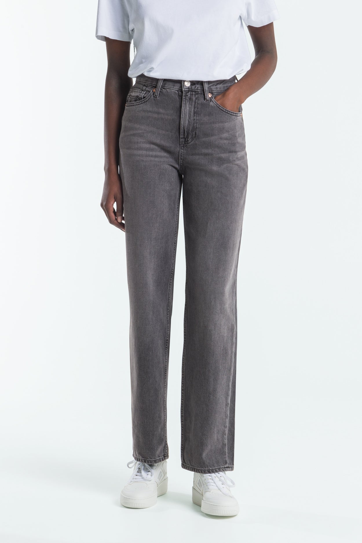 Kings Of Indigo Damen vegan Jeans Liora Pony Od Schwarz