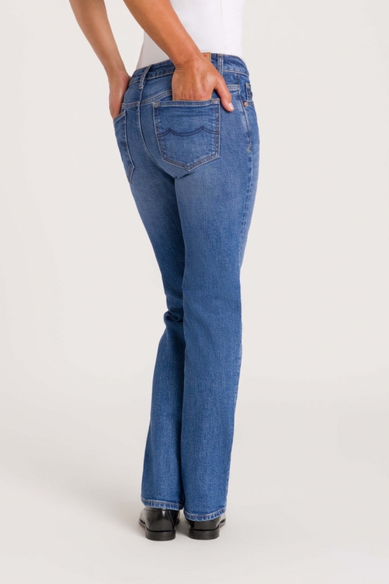 Kings Of Indigo Damen vegan Jeans Emiko Sander Mid Used Blau