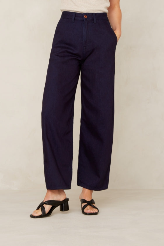 Kings Of Indigo Damen vegan Cropped Jeans Unisex Leila Rinse Navy
