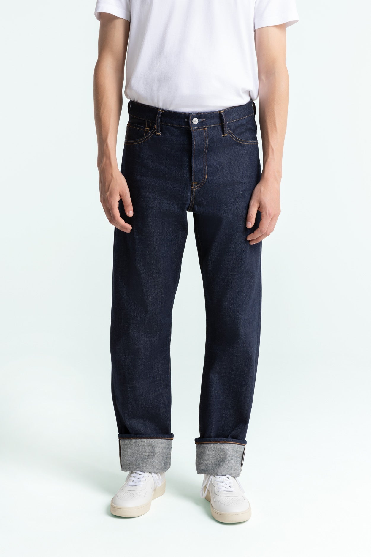 Kings Of Indigo Herren vegan Jeans Roy Selvage Clean Easy Fade Indigo Dry