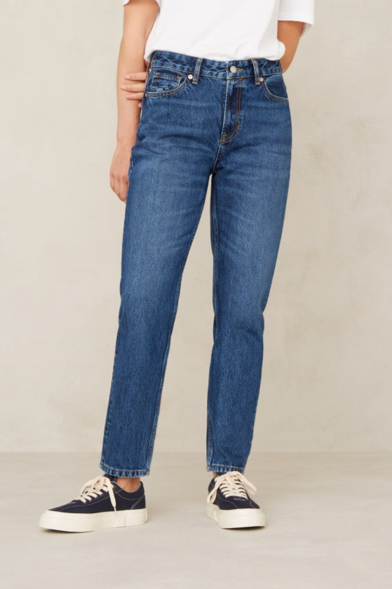 Kings Of Indigo Damen vegan Cropped Jeans Caroline Stanley Mid Used Blau
