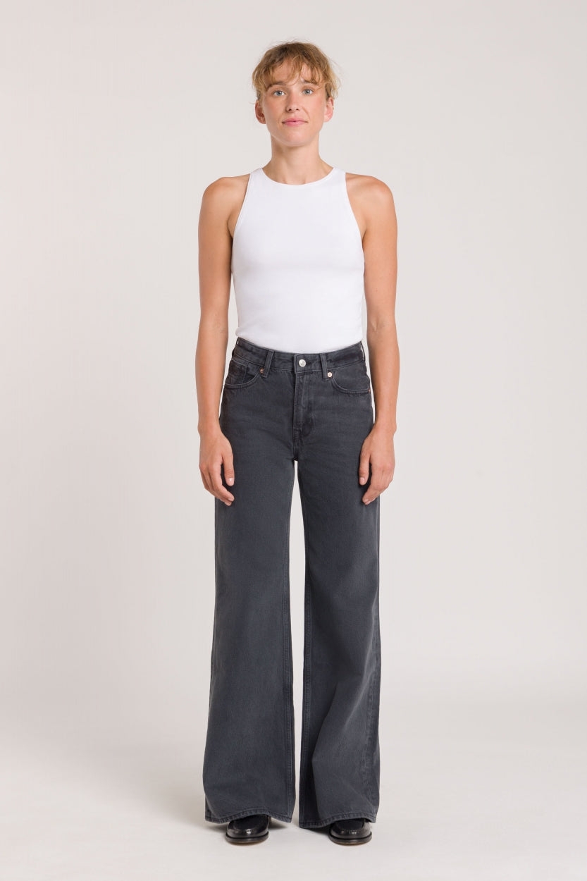 Kings of Indigo womens vegan Jeans Jane Worn Grey