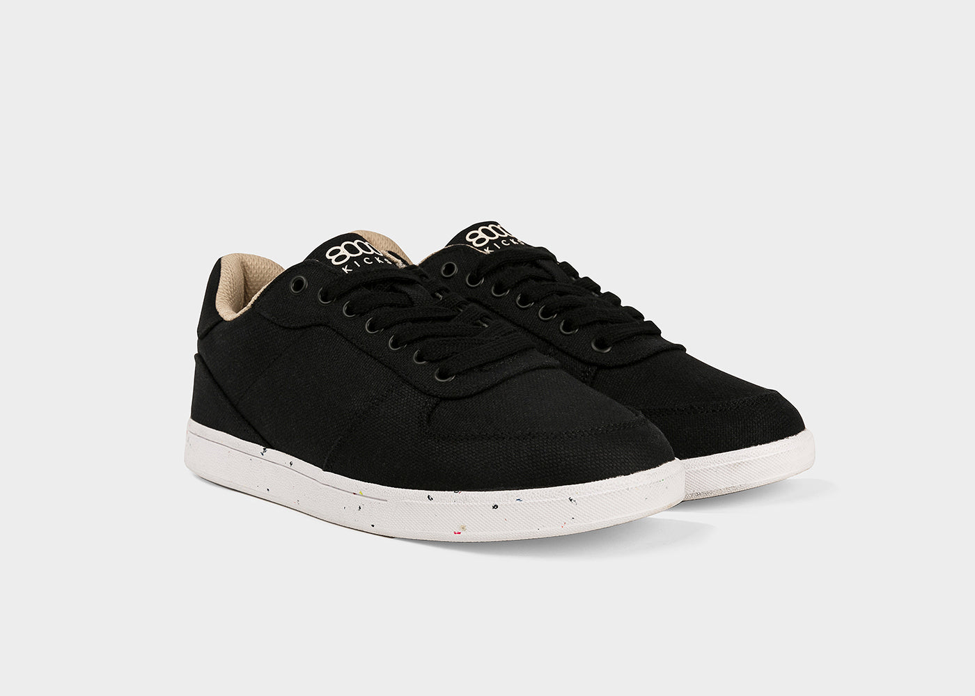 8000kicks EU womens vegan Sneaker Women Seeker Black And White