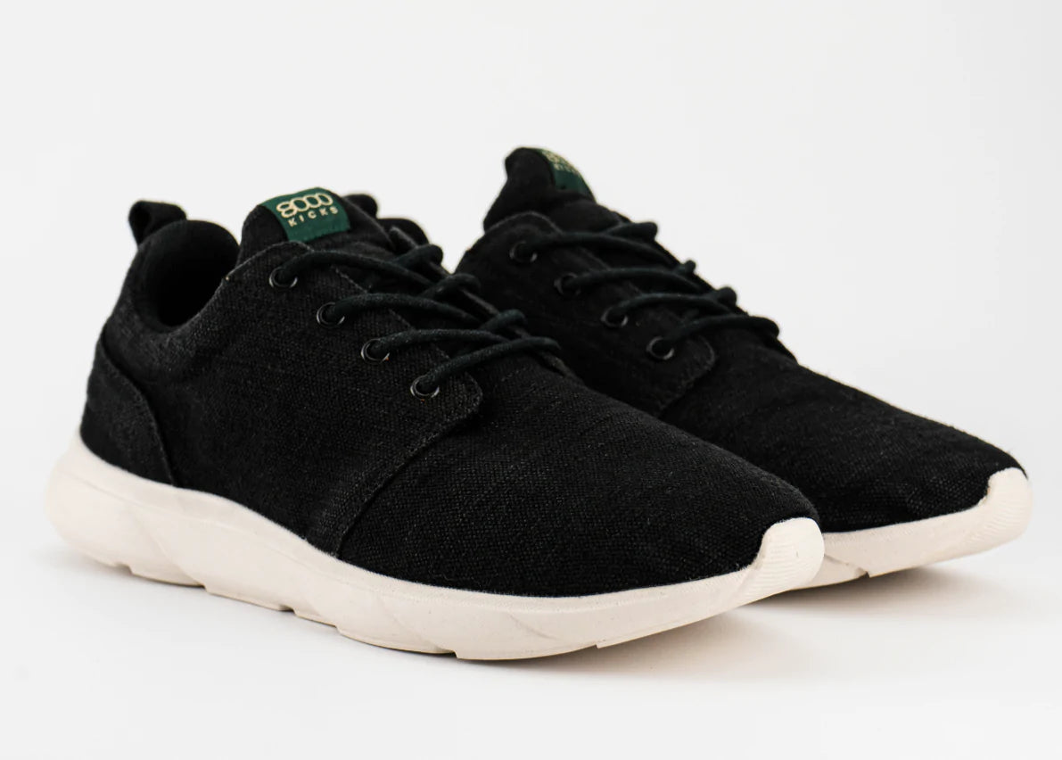8000kicks EU men vegan Sneakers Explorer V2 Black And White
