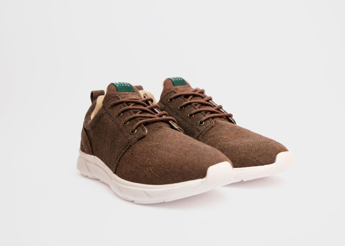 8000kicks EU men vegan Sneakers Men Explorer V2 Dark Brown