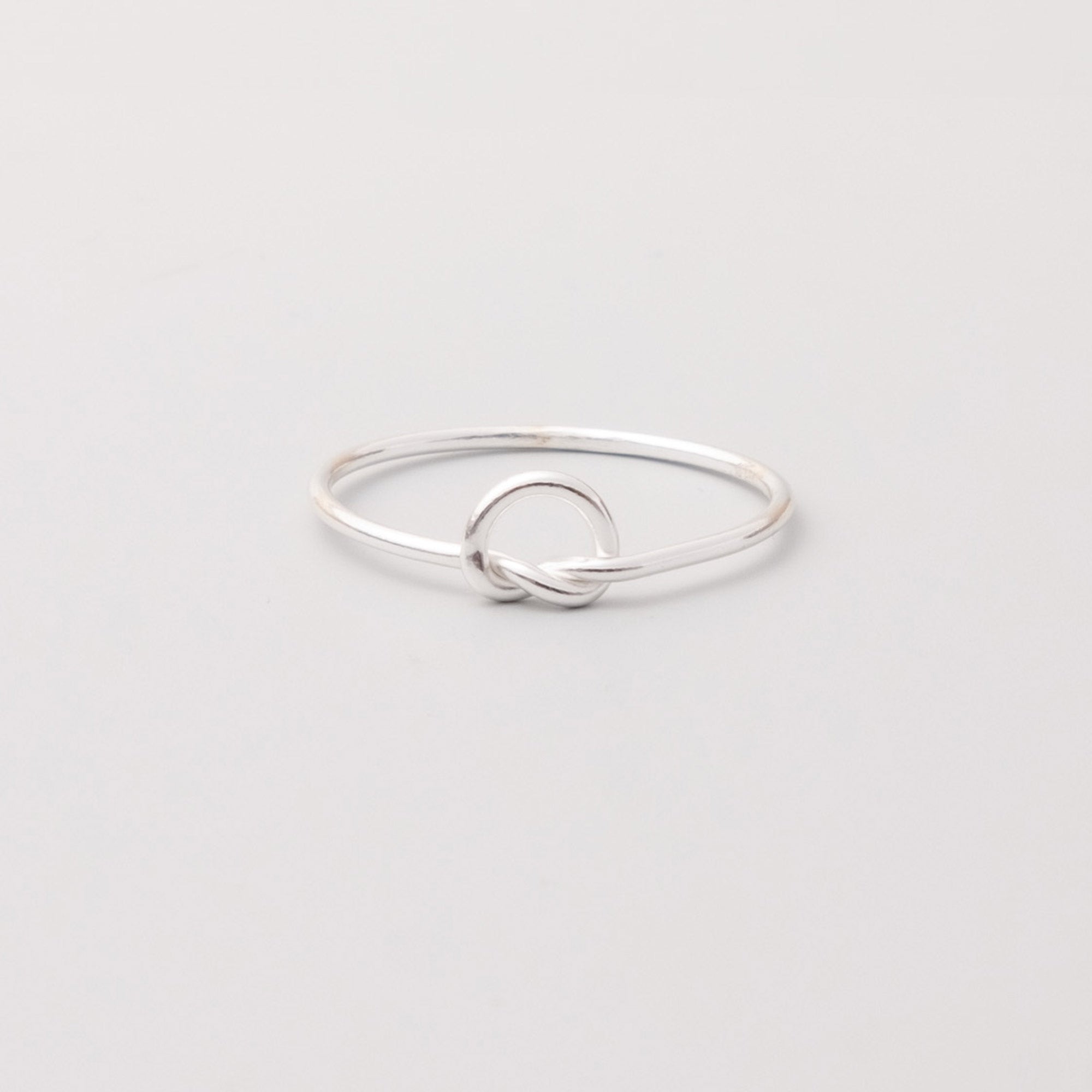 fejn womens vegan Ring Knot Silver