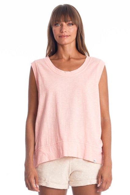 Image of RAVENS VIEW IBIZA dames vegan Top Ivy N's Pink Panther