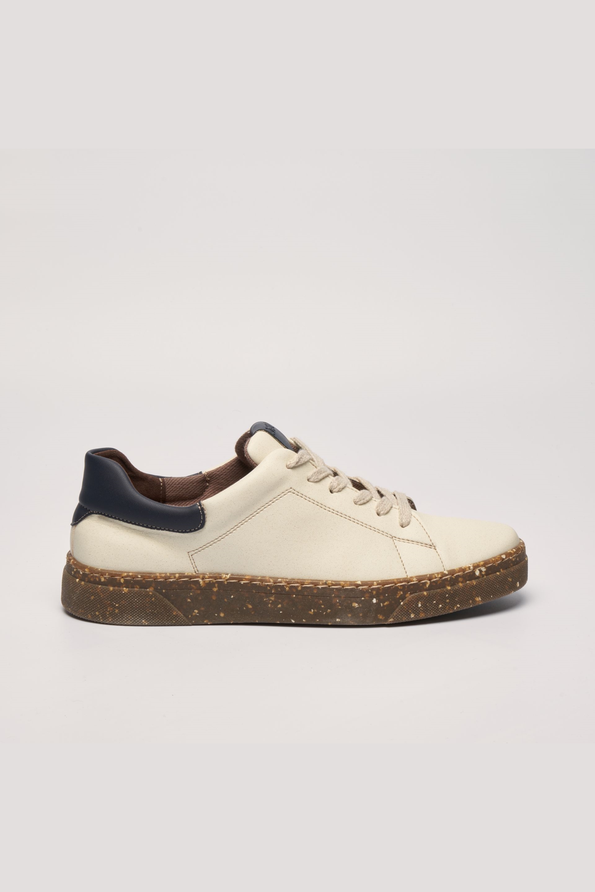 Image of AGAZI mannen vegan Sneakers Jacob Beige + Marineblauw