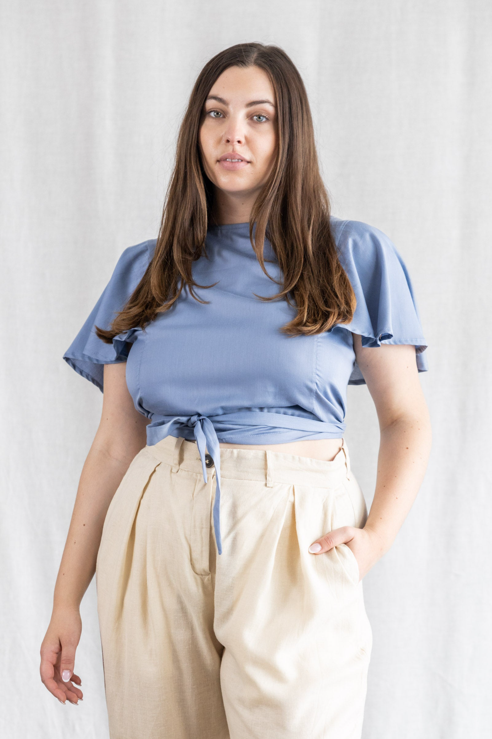 Jyoti Fair Works Damen vegan Wickelbluse Neeraj Blau