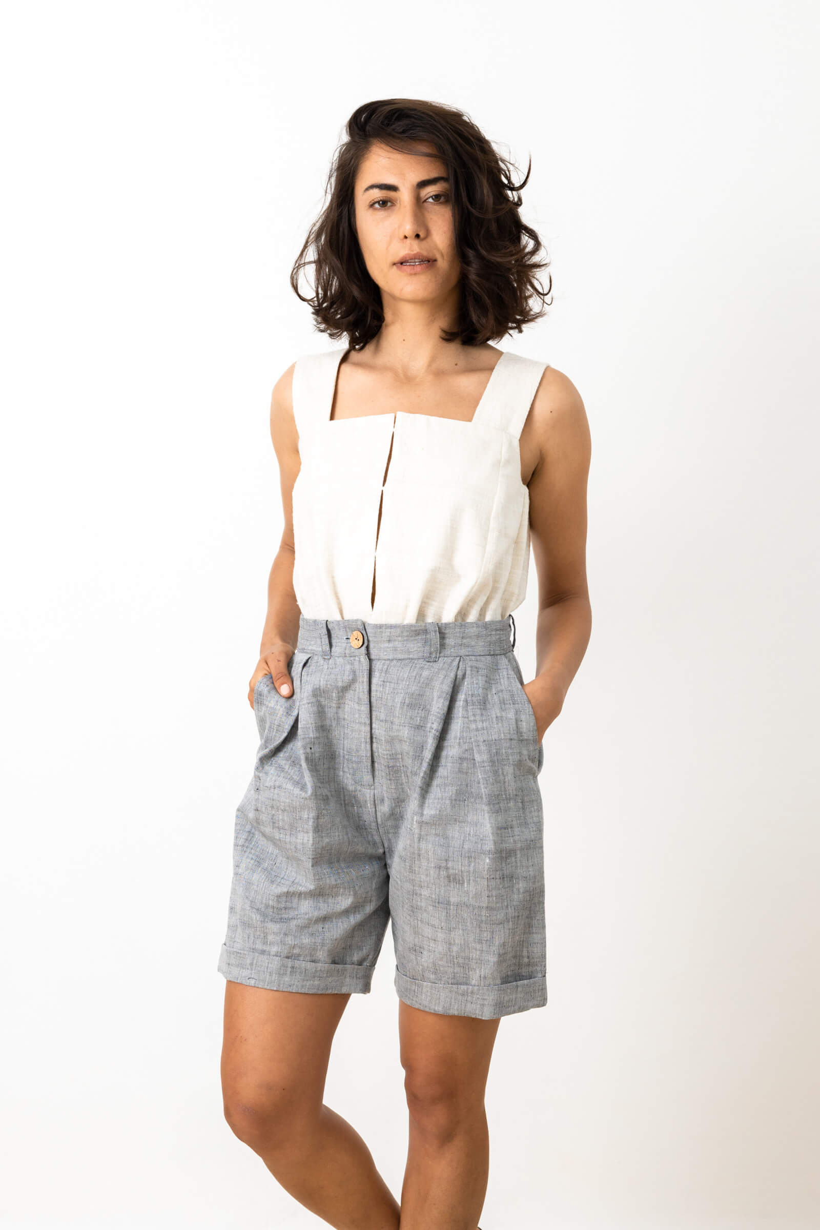 Jyoti Fair Works Damen vegan Shorts Dosti Hellgrau