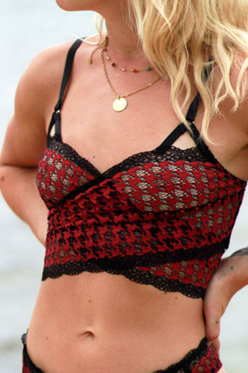 Anekdot Damen vegan Bralette Dharma Schwarz & Rot