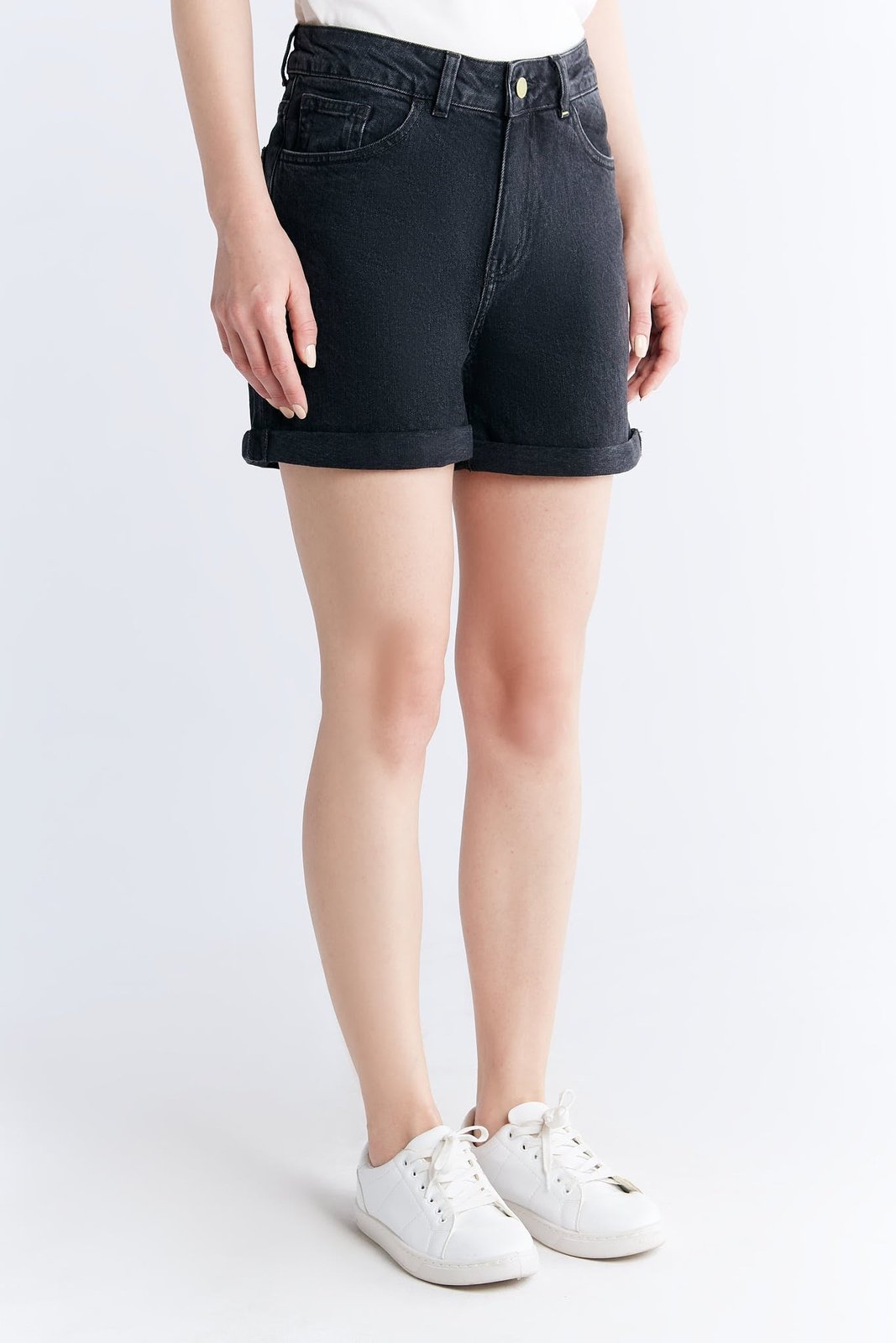 Evermind womens vegan Mom Shorts Carbon Gray