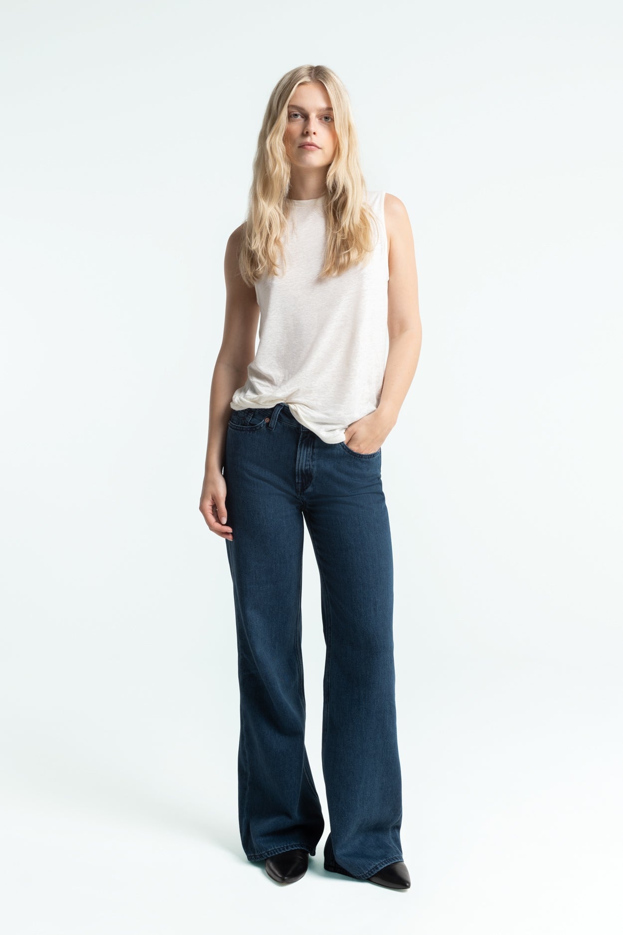Kings of Indigo womens vegan Jeans Jane Alex Washed Dark