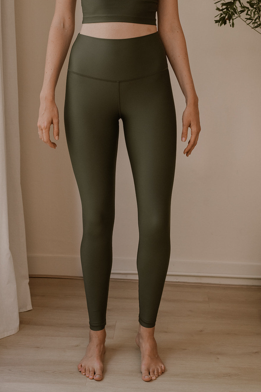 The View Yoga Damen vegan Leggings Vida Waldgrün