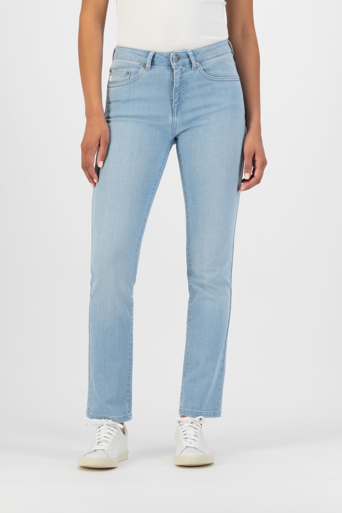MUD Jeans Damen vegan Jeans Low Slim Faye Sunny Stone